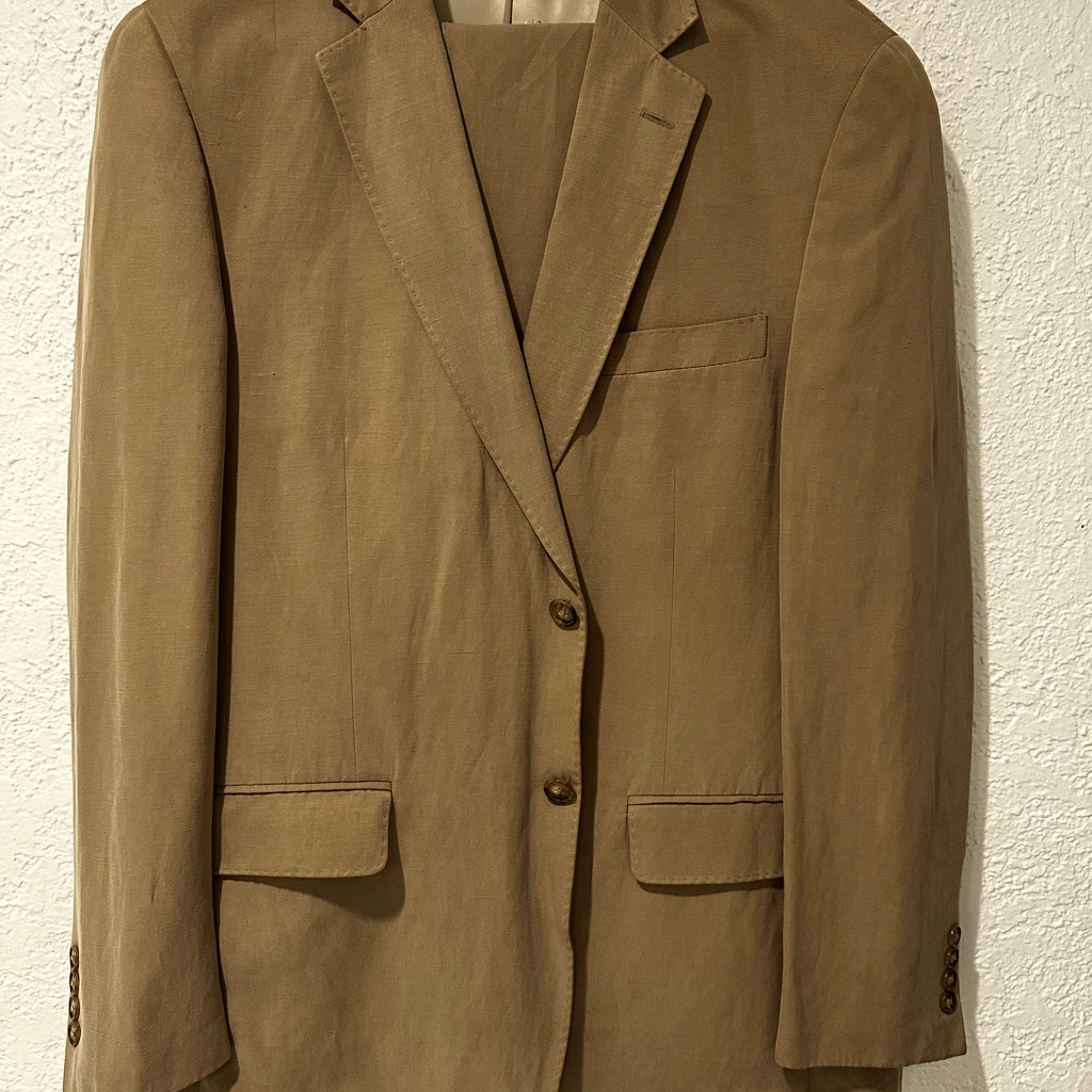 Haspel Man’s Suit And Pants. 55% Silk And 45% Linen.